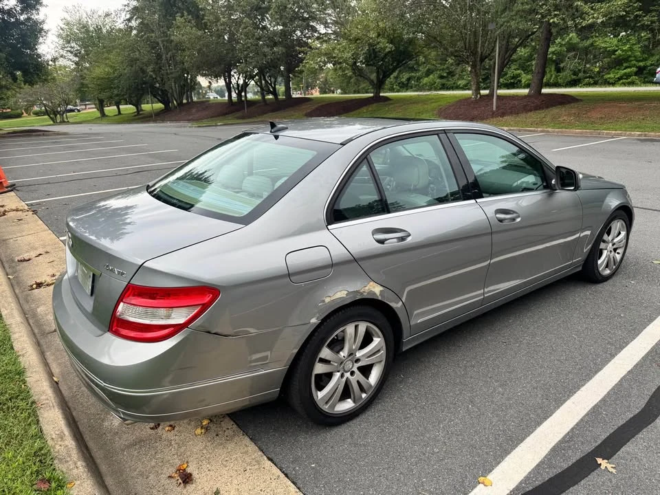 2009 Mercedes-Benz W204 C-Class - Image 5 of 20
