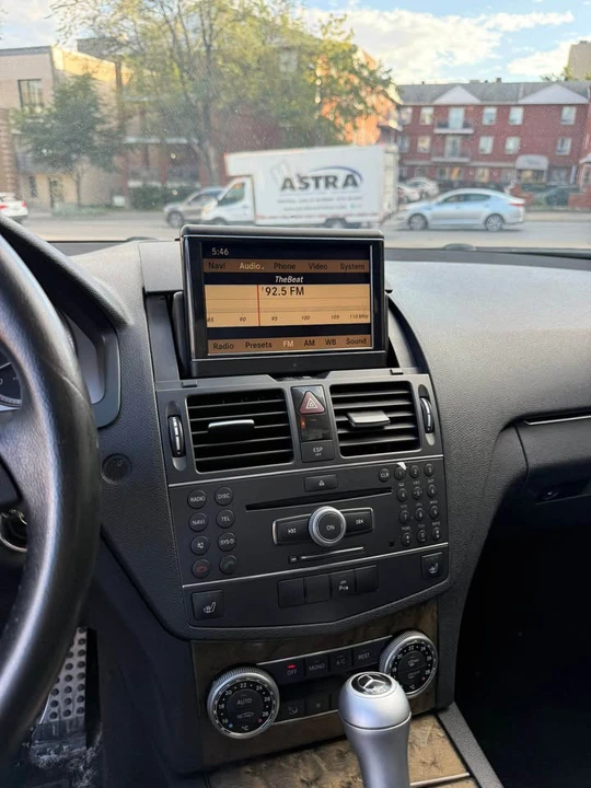 2009 Mercedes-Benz W204 C-Class - Image 11 of 15