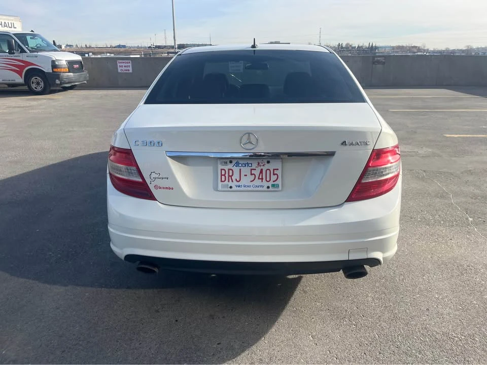 2009 Mercedes-Benz W204 C-Class - Image 5 of 10