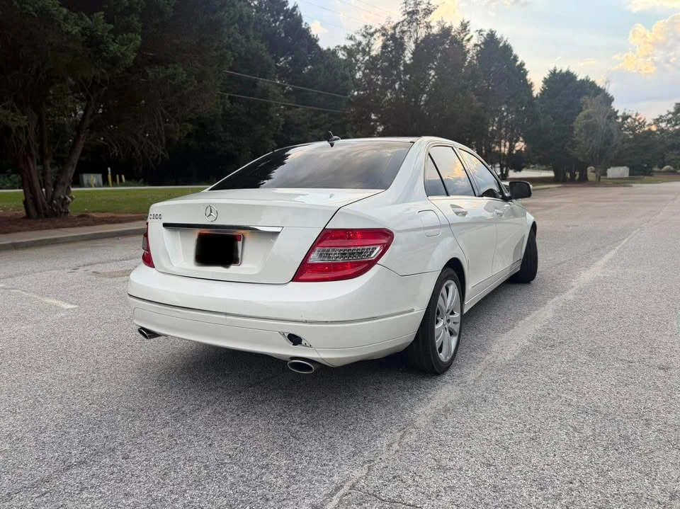 2009 Mercedes-Benz W204 C-Class - Image 16 of 18