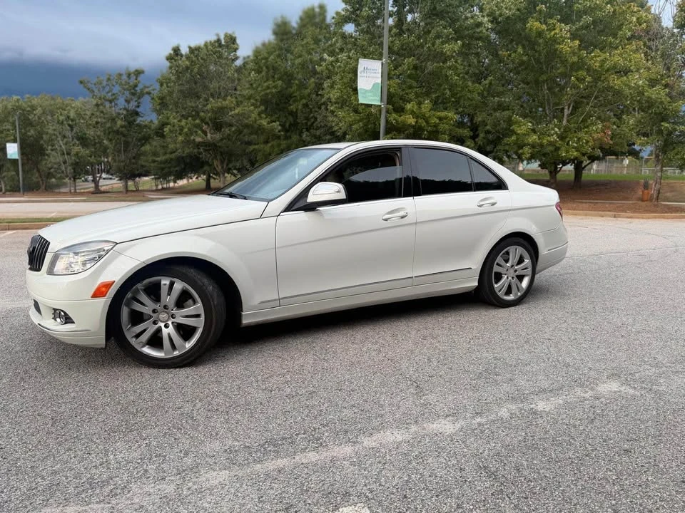 2009 Mercedes-Benz W204 C-Class - Image 4 of 18