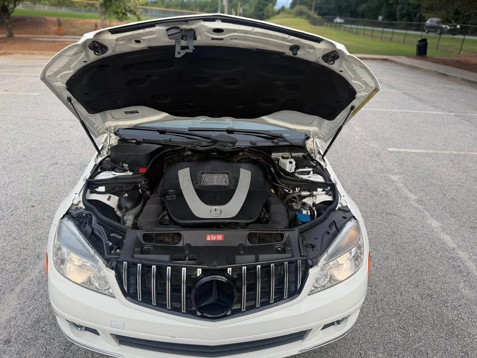 2009 Mercedes-Benz W204 C-Class - Image 15 of 18