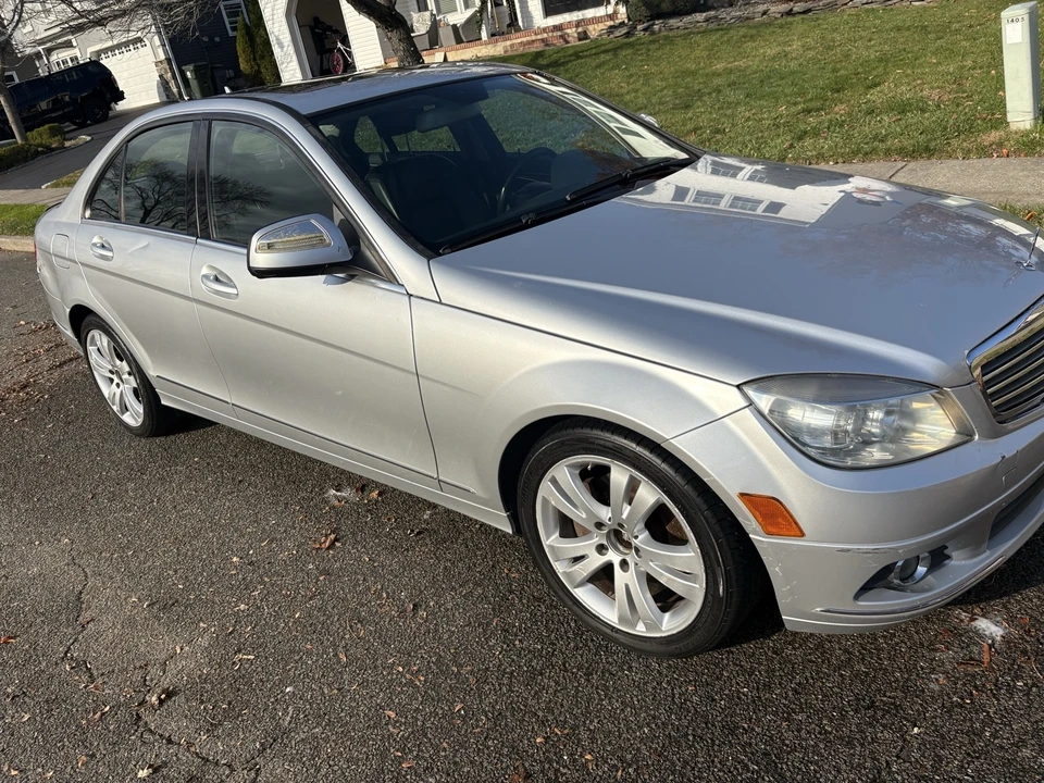 2009 Mercedes-Benz W204 C-Class - Image 3 of 8