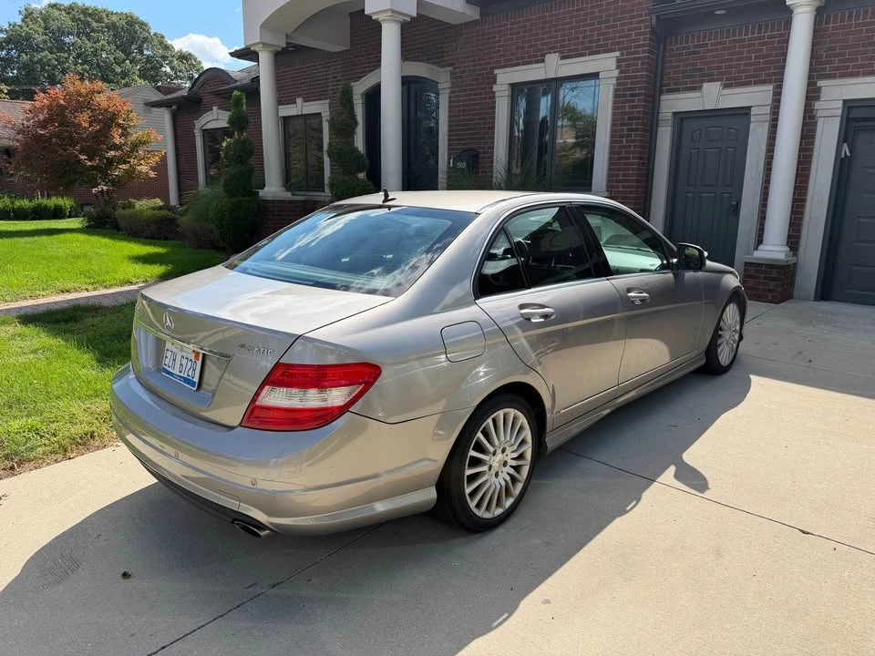 2009 Mercedes-Benz W204 C-Class - Image 6 of 10