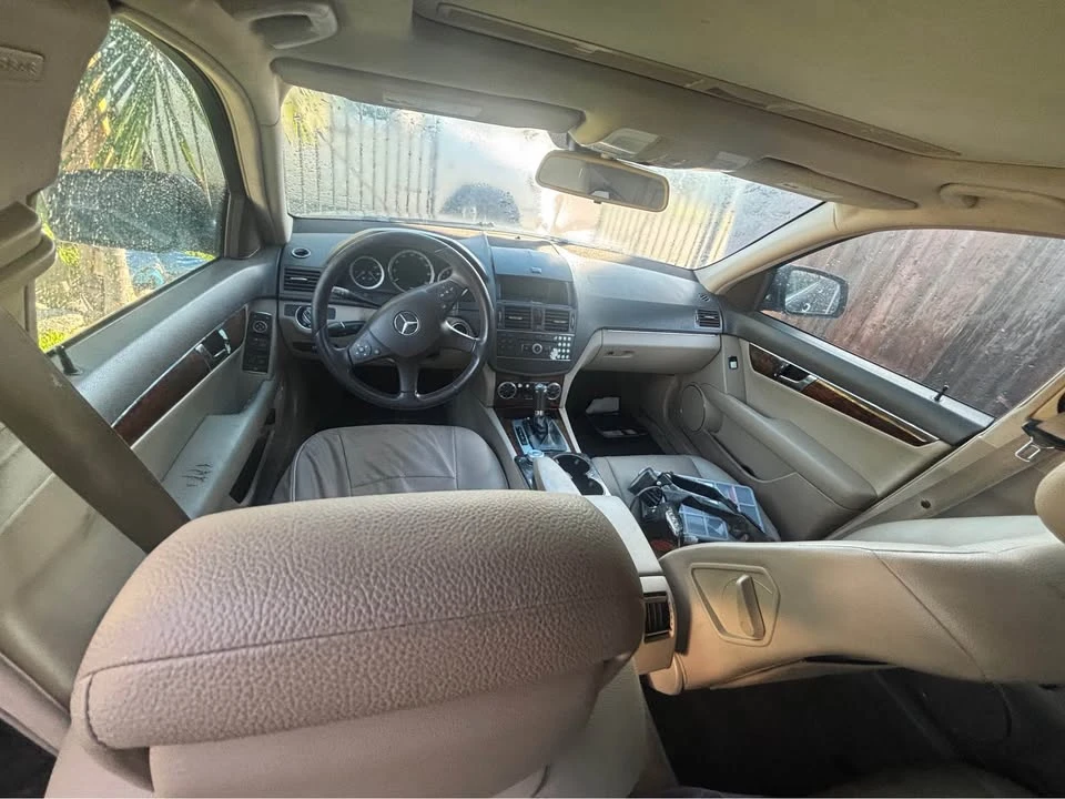 2009 Mercedes-Benz W204 C-Class - Image 5 of 8