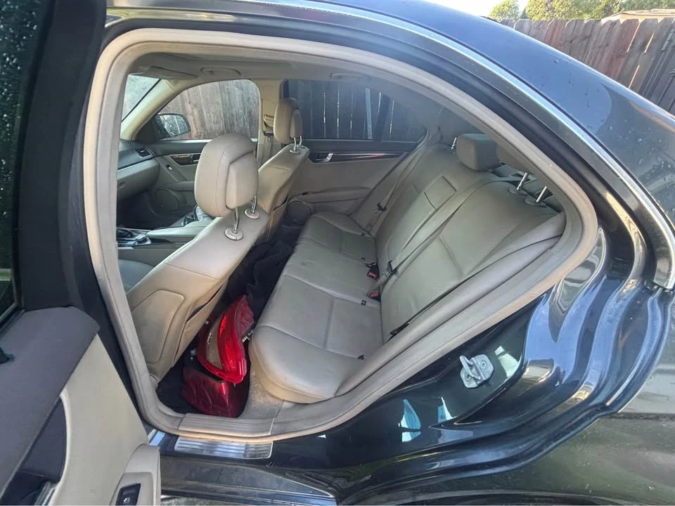 2009 Mercedes-Benz W204 C-Class - Image 7 of 8
