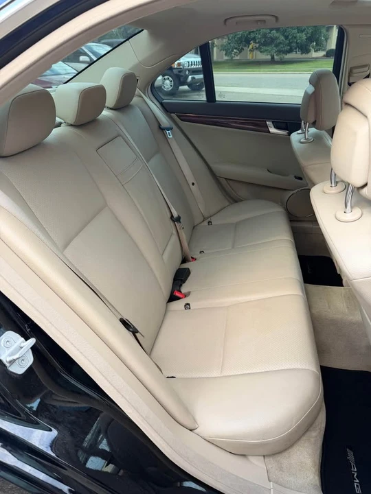 2009 Mercedes-Benz W204 C-Class - Image 12 of 20