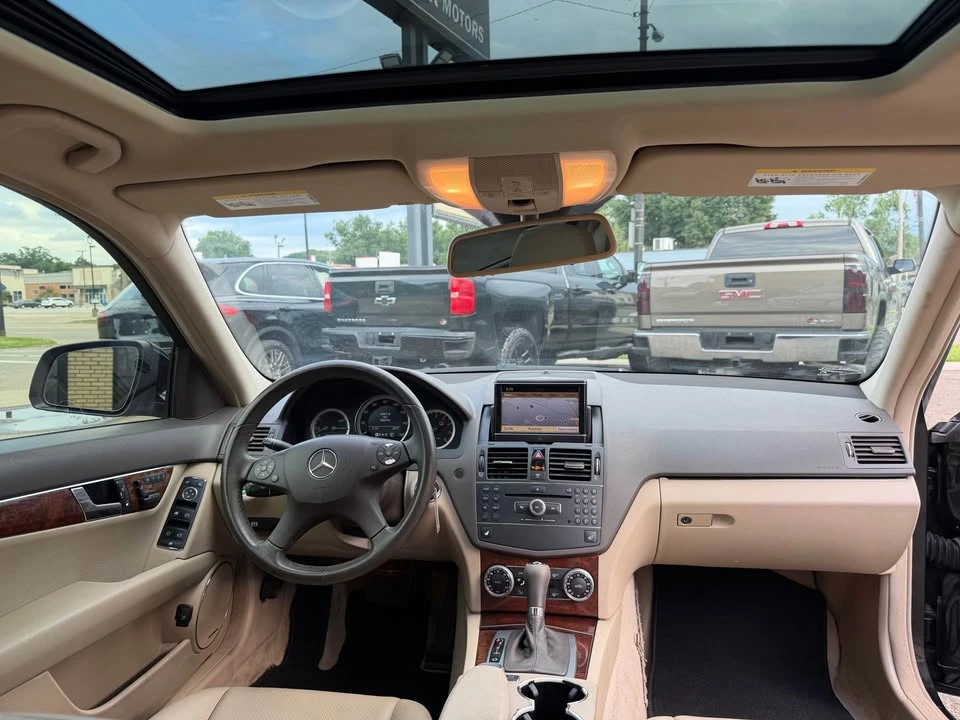 2009 Mercedes-Benz W204 C-Class - Image 13 of 20