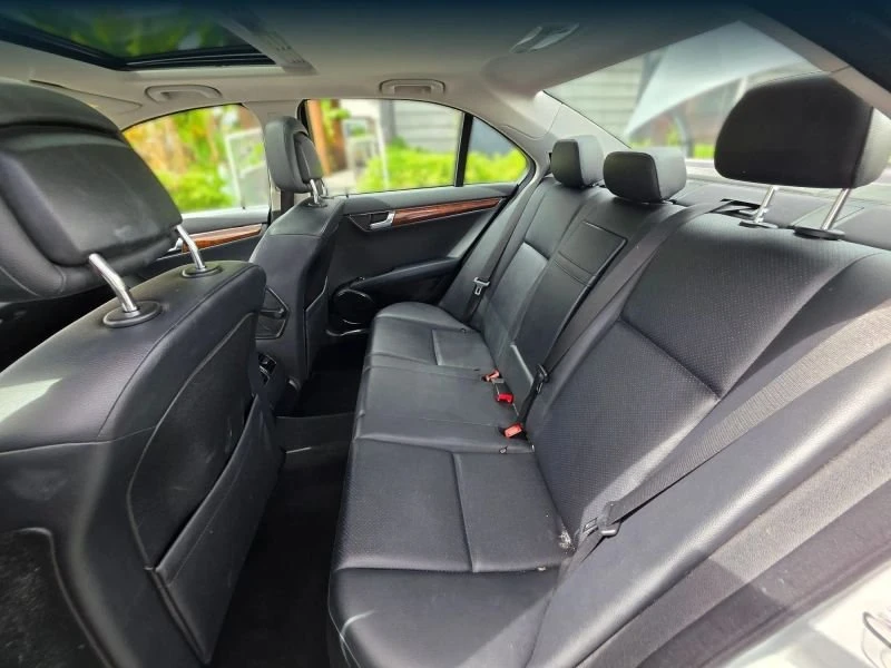 2009 Mercedes-Benz W204 C-Class - Image 16 of 20