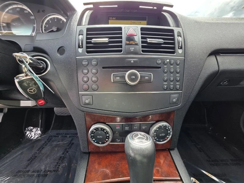 2009 Mercedes-Benz W204 C-Class - Image 10 of 20