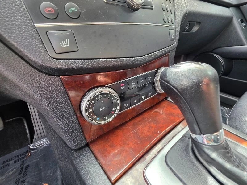 2009 Mercedes-Benz W204 C-Class - Image 11 of 20