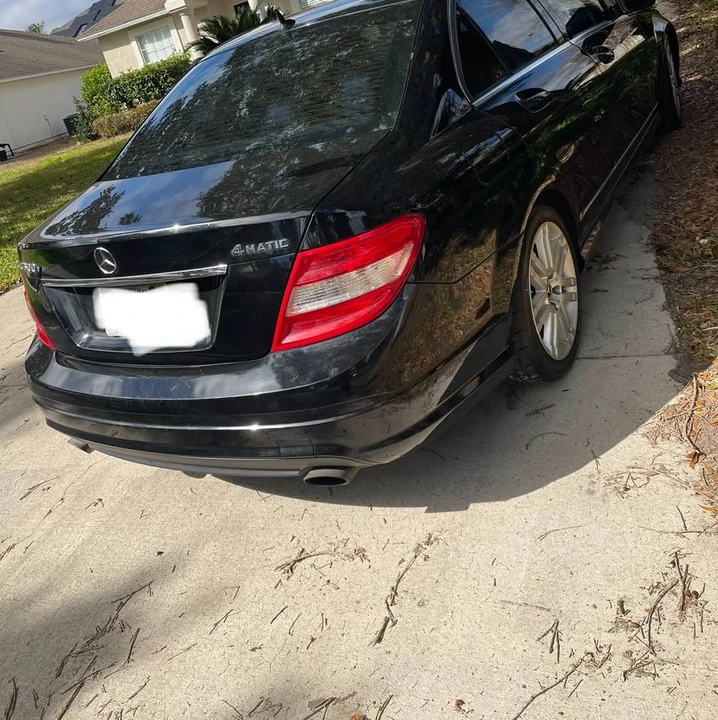 2009 Mercedes-Benz W204 C-Class - Image 2 of 5