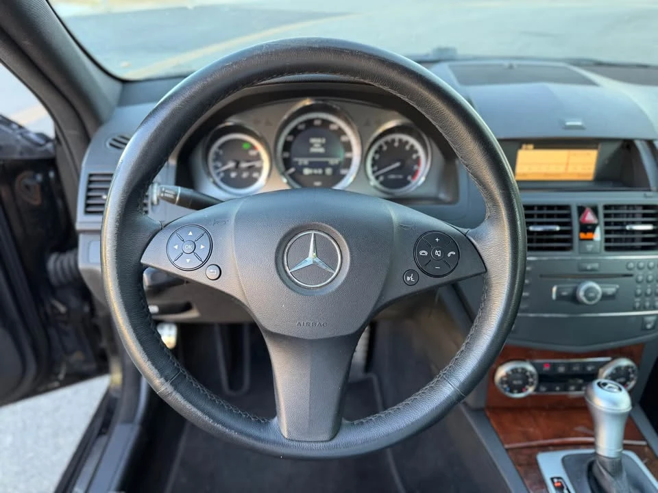 2009 Mercedes-Benz W204 C-Class - Image 11 of 20