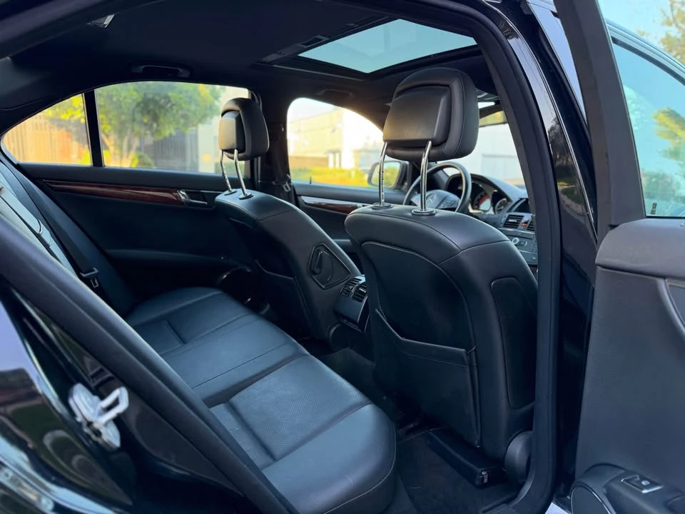 2009 Mercedes-Benz W204 C-Class - Image 17 of 20