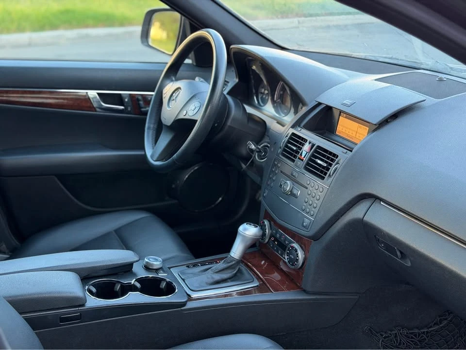 2009 Mercedes-Benz W204 C-Class - Image 19 of 20