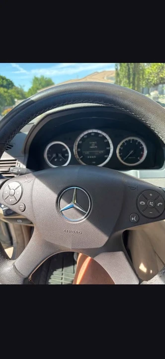 2009 Mercedes-Benz W204 C-Class - Image 9 of 12