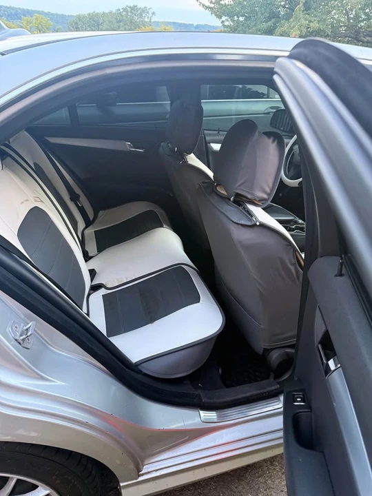 2009 Mercedes-Benz W204 C-Class - Image 6 of 6