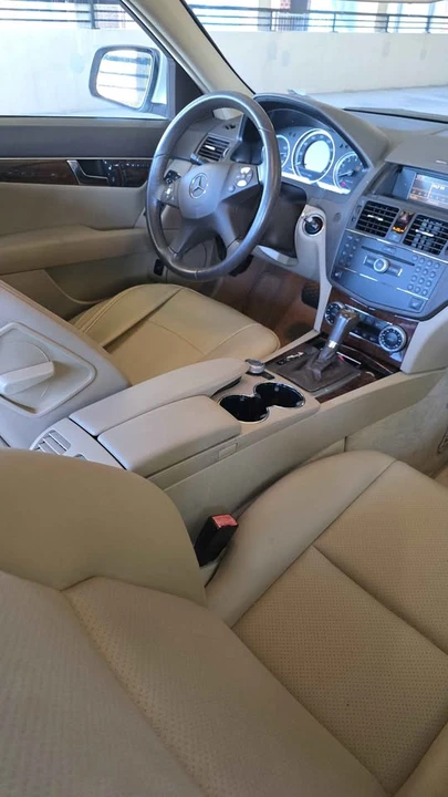 2009 Mercedes-Benz W204 C-Class - Image 6 of 13