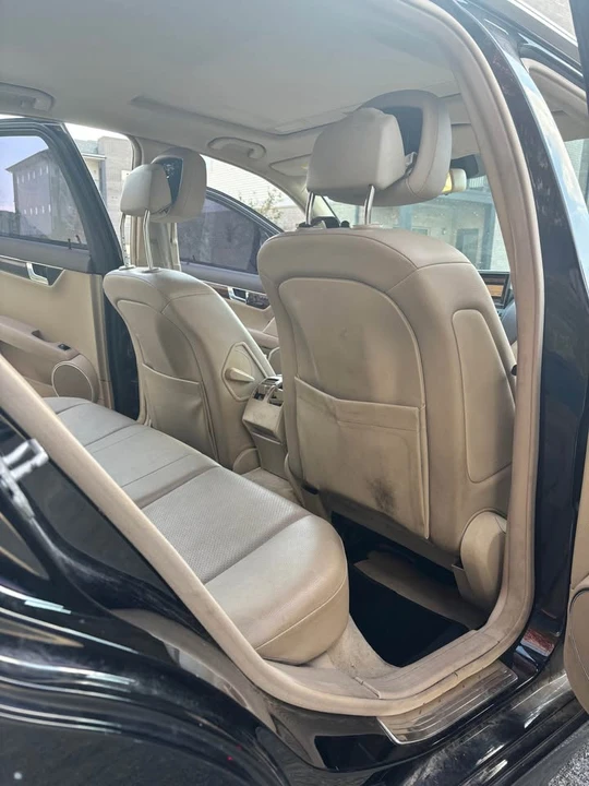 2009 Mercedes-Benz W204 C-Class - Image 11 of 11