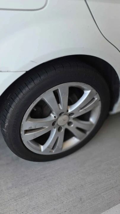 2009 Mercedes-Benz W204 C-Class - Image 9 of 13