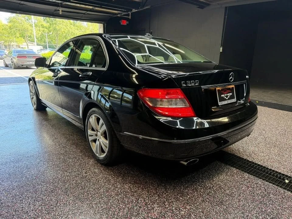 2009 Mercedes-Benz W204 C-Class - Image 5 of 19