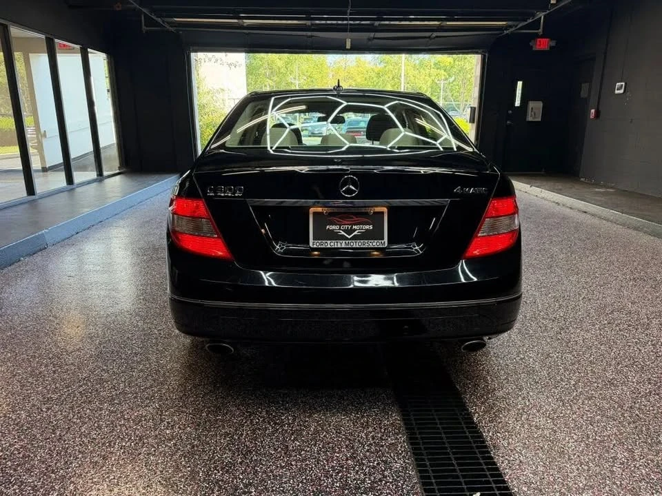 2009 Mercedes-Benz W204 C-Class - Image 6 of 19