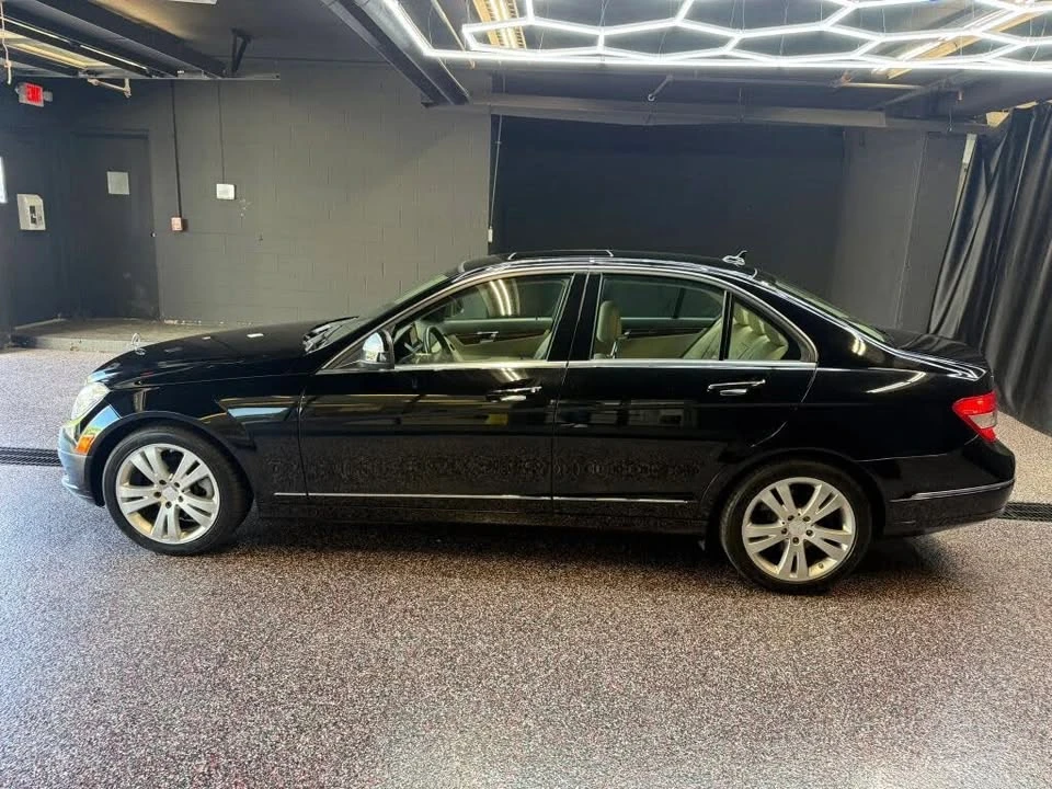 2009 Mercedes-Benz W204 C-Class - Image 4 of 19