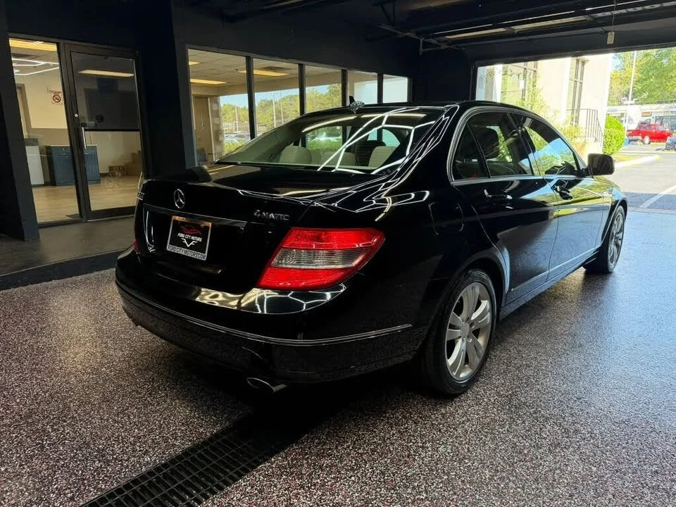 2009 Mercedes-Benz W204 C-Class - Image 8 of 19