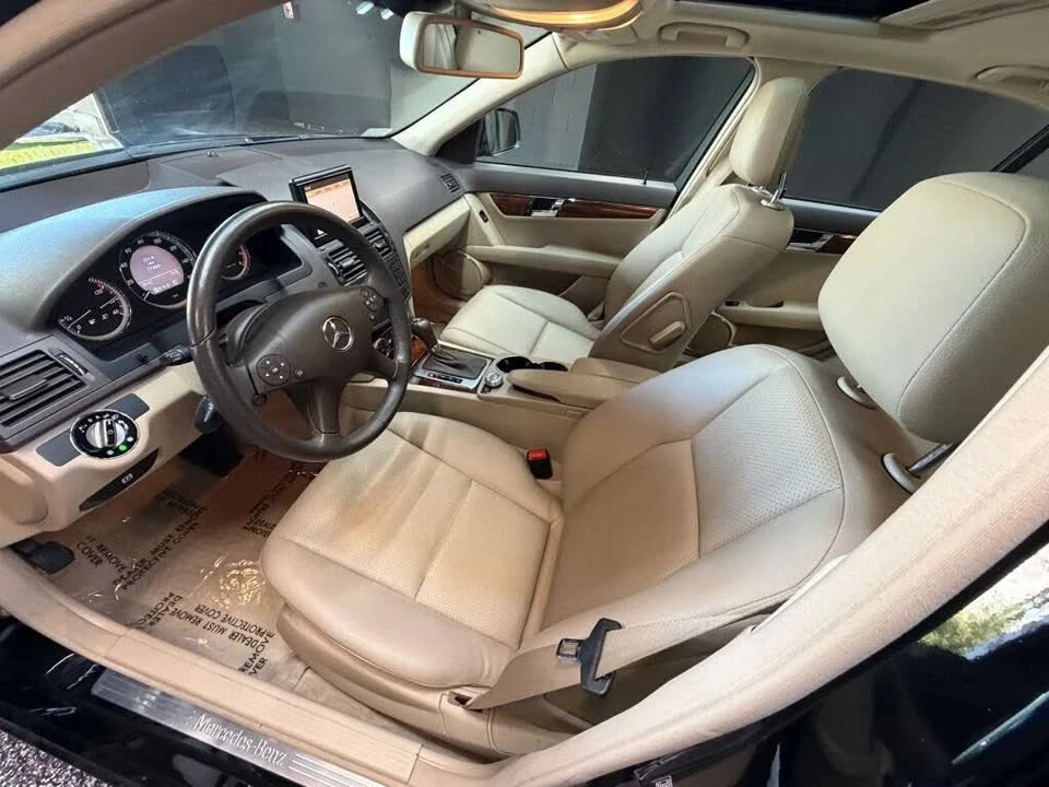 2009 Mercedes-Benz W204 C-Class - Image 14 of 19