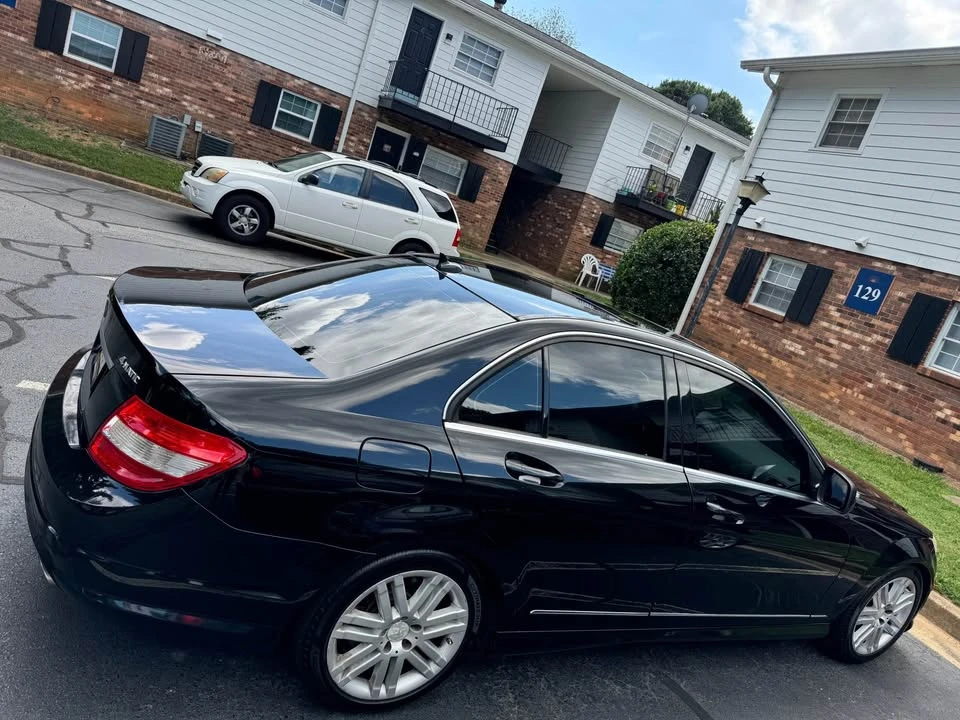 2009 Mercedes-Benz W204 C-Class - Image 2 of 7