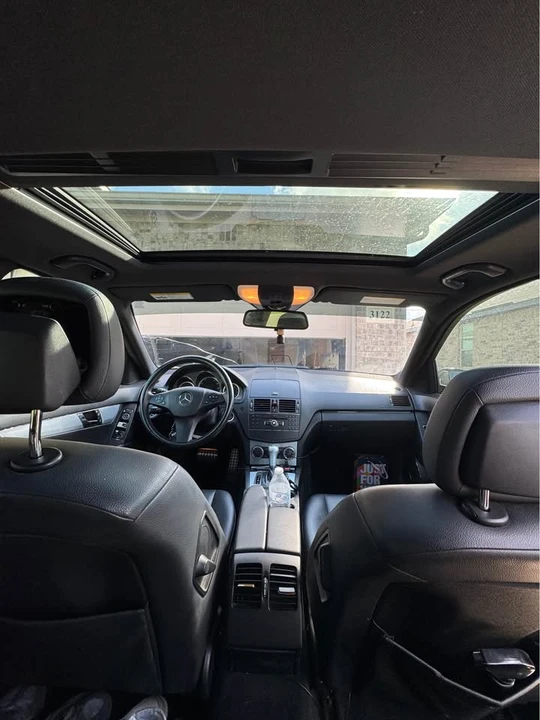 2009 Mercedes-Benz W204 C-Class - Image 9 of 17