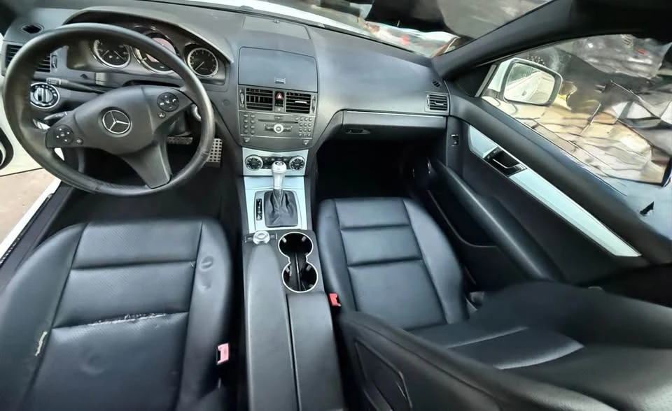 2009 Mercedes-Benz W204 C-Class - Image 6 of 10