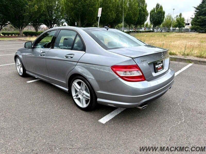 2009 Mercedes-Benz W204 C-Class - Image 10 of 20