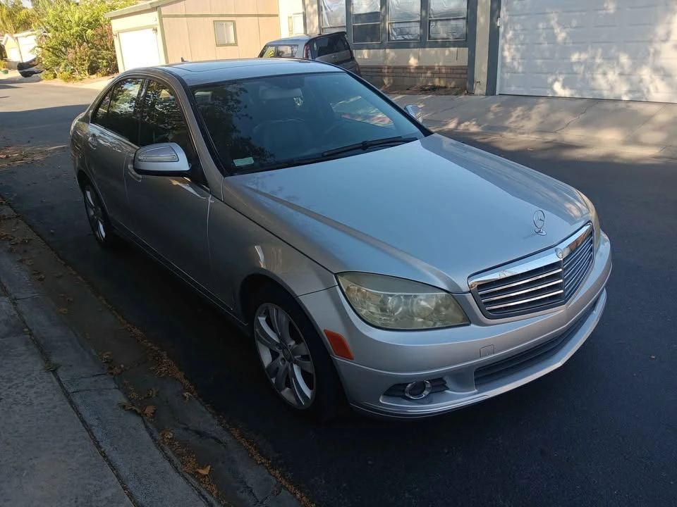 2009 Mercedes-Benz W204 C-Class - Image 5 of 8