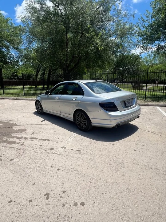2009 Mercedes-Benz W204 C-Class - Image 6 of 16