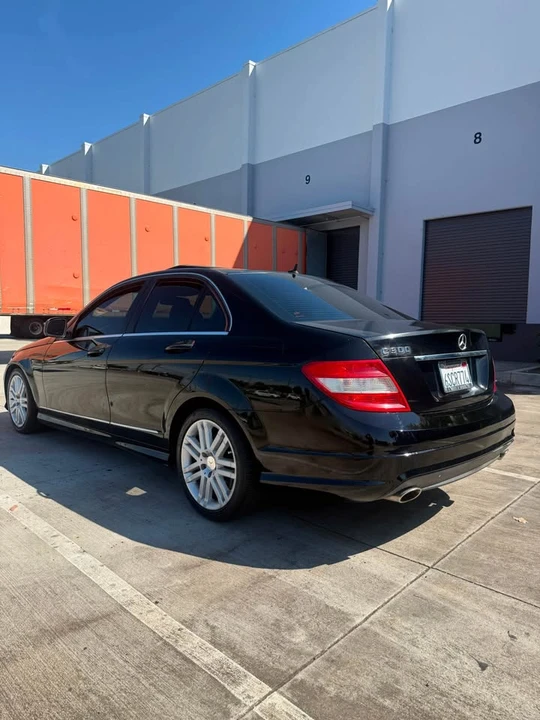 2009 Mercedes-Benz W204 C-Class - Image 5 of 12