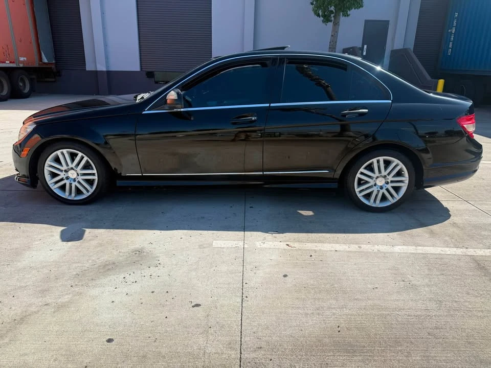 2009 Mercedes-Benz W204 C-Class - Image 4 of 12
