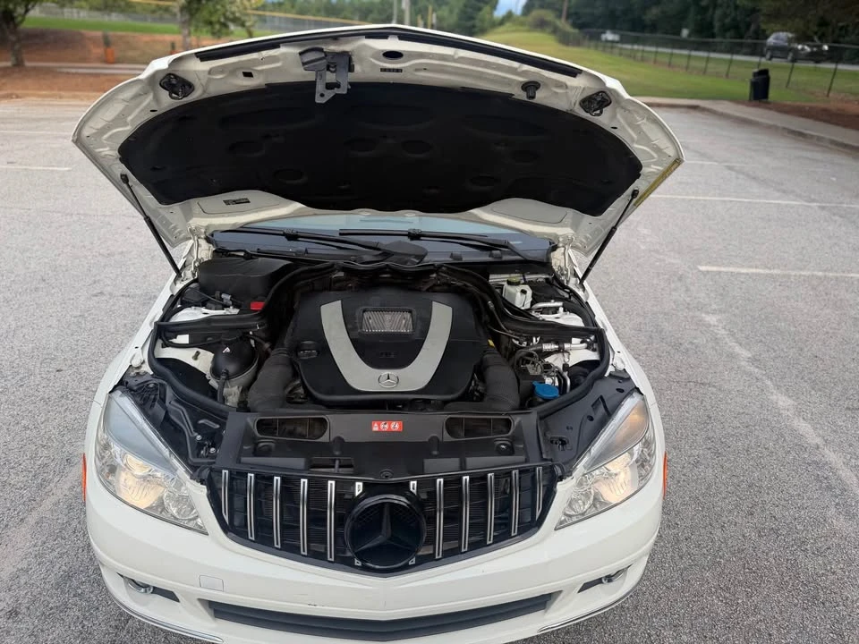 2009 Mercedes-Benz W204 C-Class - Image 11 of 20