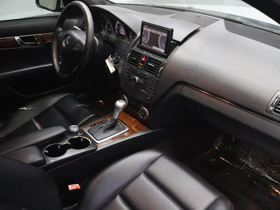 2009 Mercedes-Benz W204 C-Class - Image 9 of 19