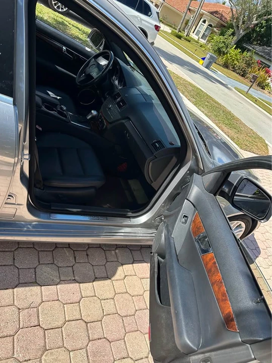 2009 Mercedes-Benz W204 C-Class - Image 14 of 14