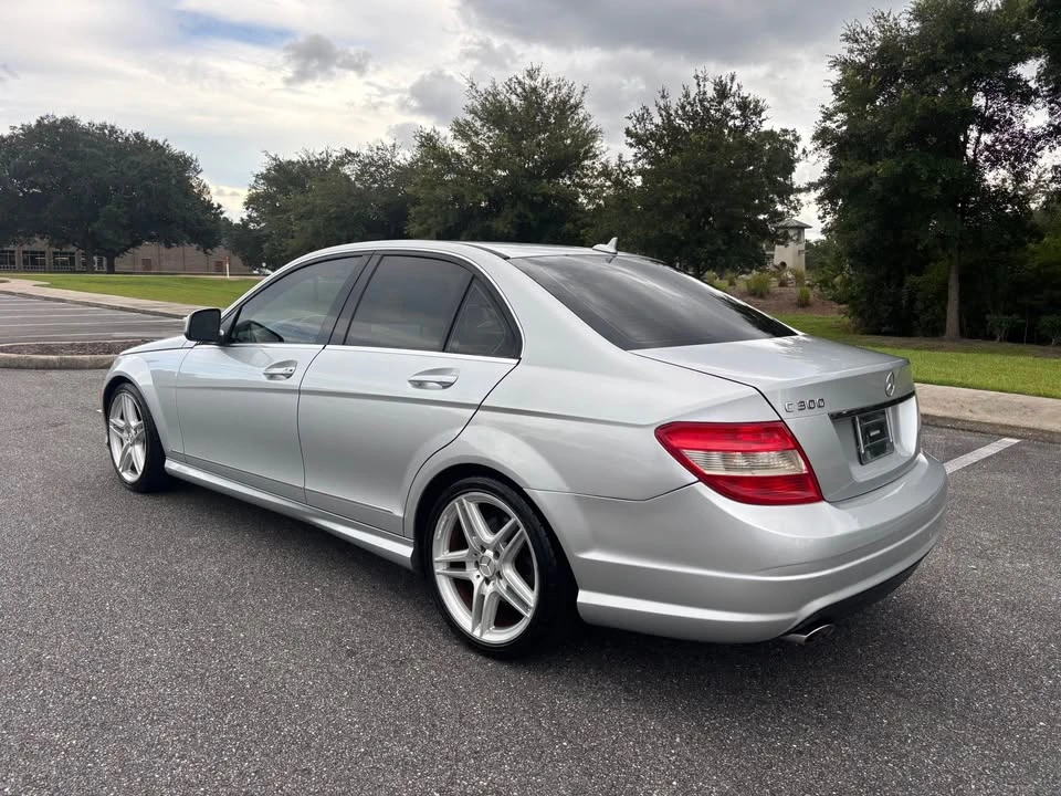 2009 Mercedes-Benz W204 C-Class - Image 3 of 17