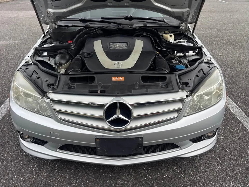 2009 Mercedes-Benz W204 C-Class - Image 11 of 17