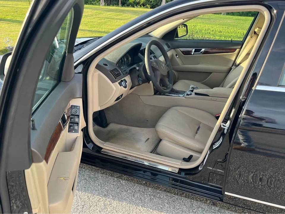 2009 Mercedes-Benz W204 C-Class - Image 18 of 20