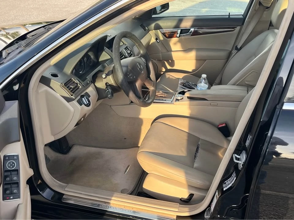 2009 Mercedes-Benz W204 C-Class - Image 5 of 20