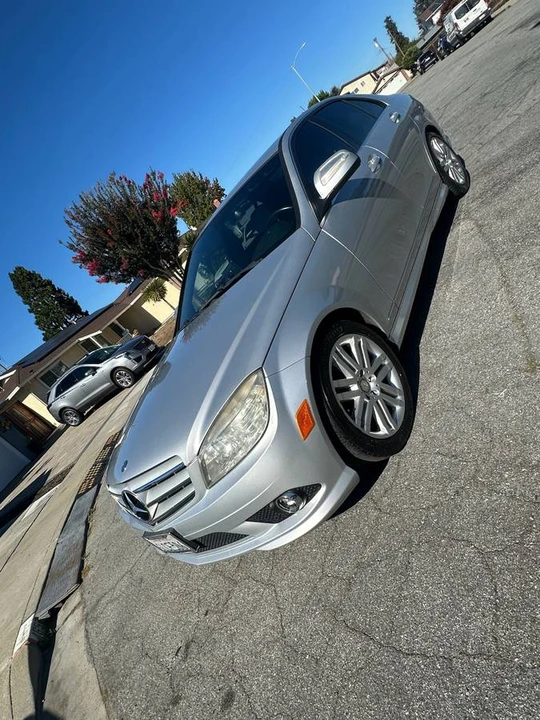 2009 Mercedes-Benz W204 C-Class - Image 4 of 9