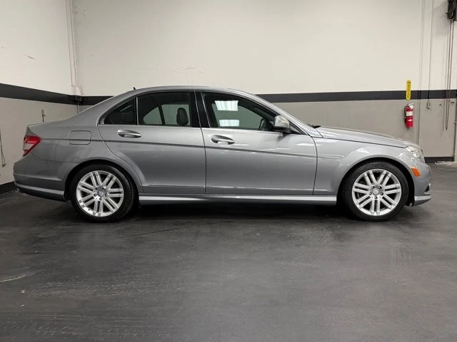 2009 Mercedes-Benz W204 C-Class - Image 5 of 12