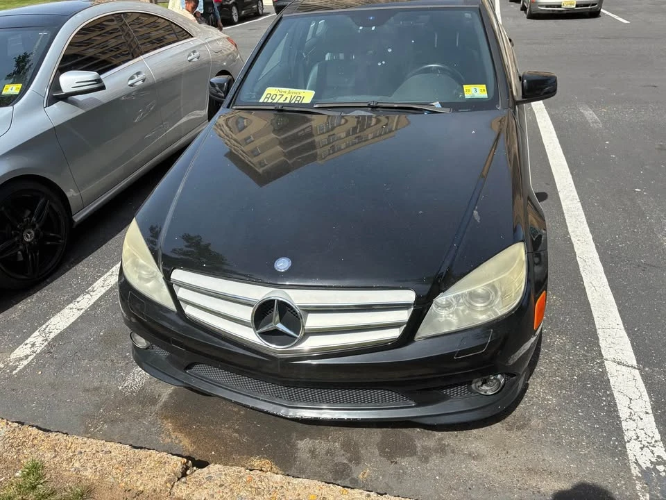 2009 Mercedes-Benz W204 C-Class - Image 2 of 3