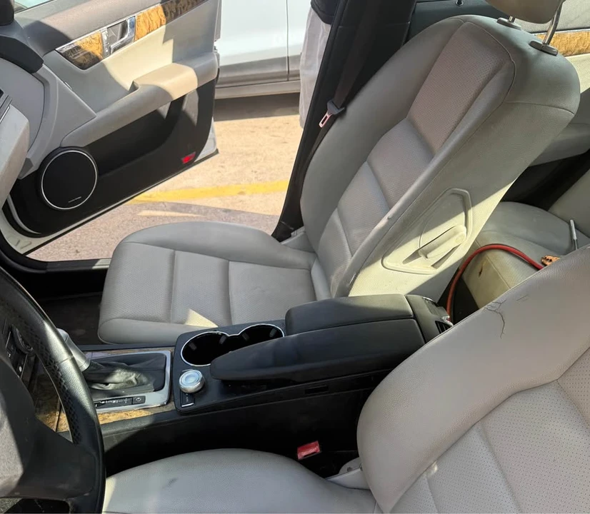 2009 Mercedes-Benz W204 C-Class - Image 6 of 9