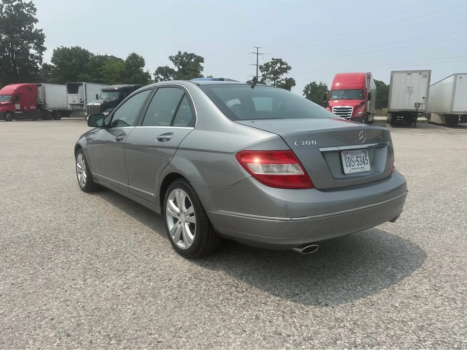 2009 Mercedes-Benz W204 C-Class - Image 3 of 10