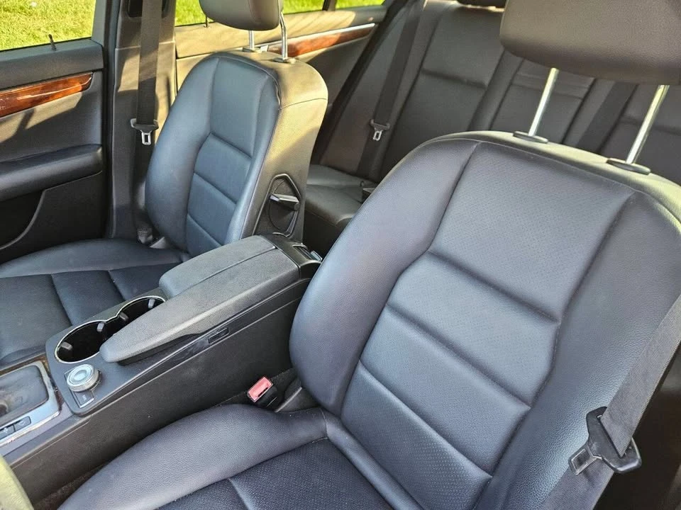 2009 Mercedes-Benz W204 C-Class - Image 11 of 20